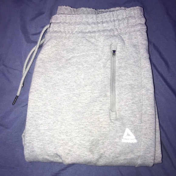 Light grey Reebok Sweats!💜 - Picture 2 of 7